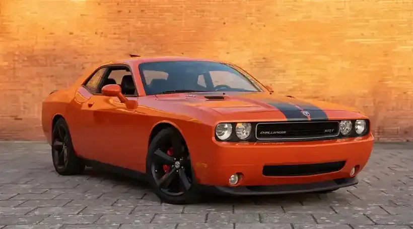Dodge Challenger SRT8 6.1L V8 432PK — foto 3