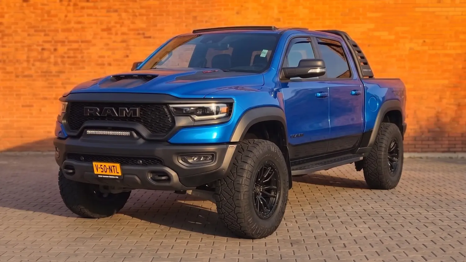 Dodge Ram TRX 6.2L V8 Supercharged — foto 5