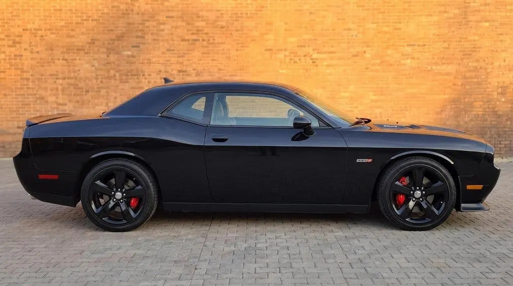 Dodge Challenger SRT 6.1L V8 — foto 4