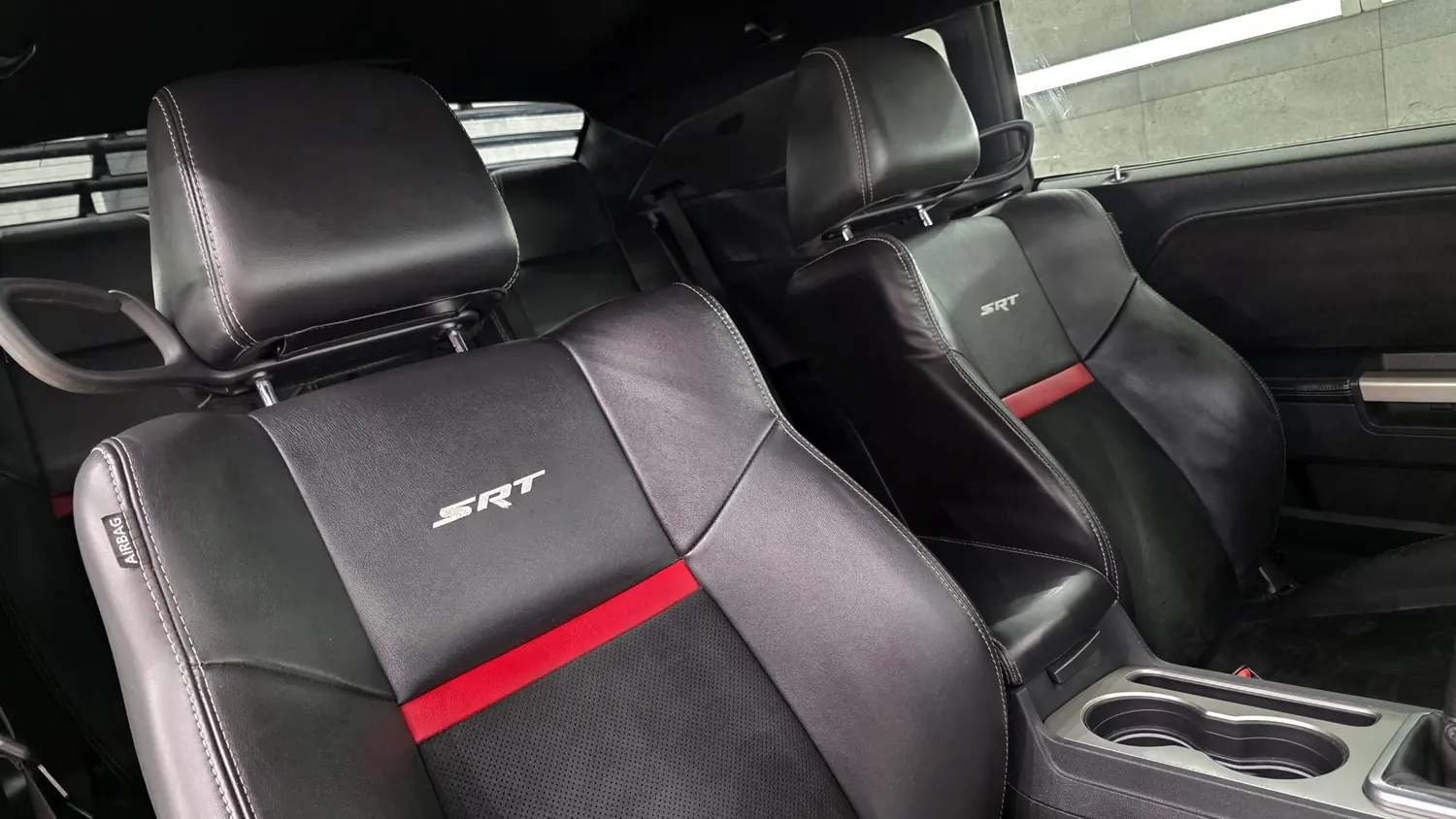 Dodge Challenger SRT8 392 6.4 V8 — foto 6