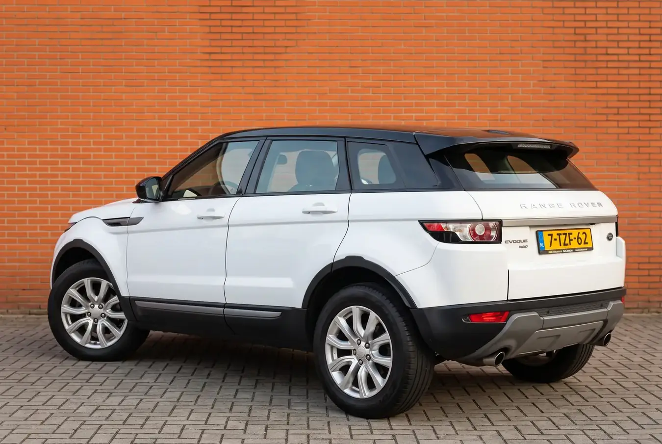 Land Rover Range Rover Evoque 2.0 Si4 240PK — foto 4