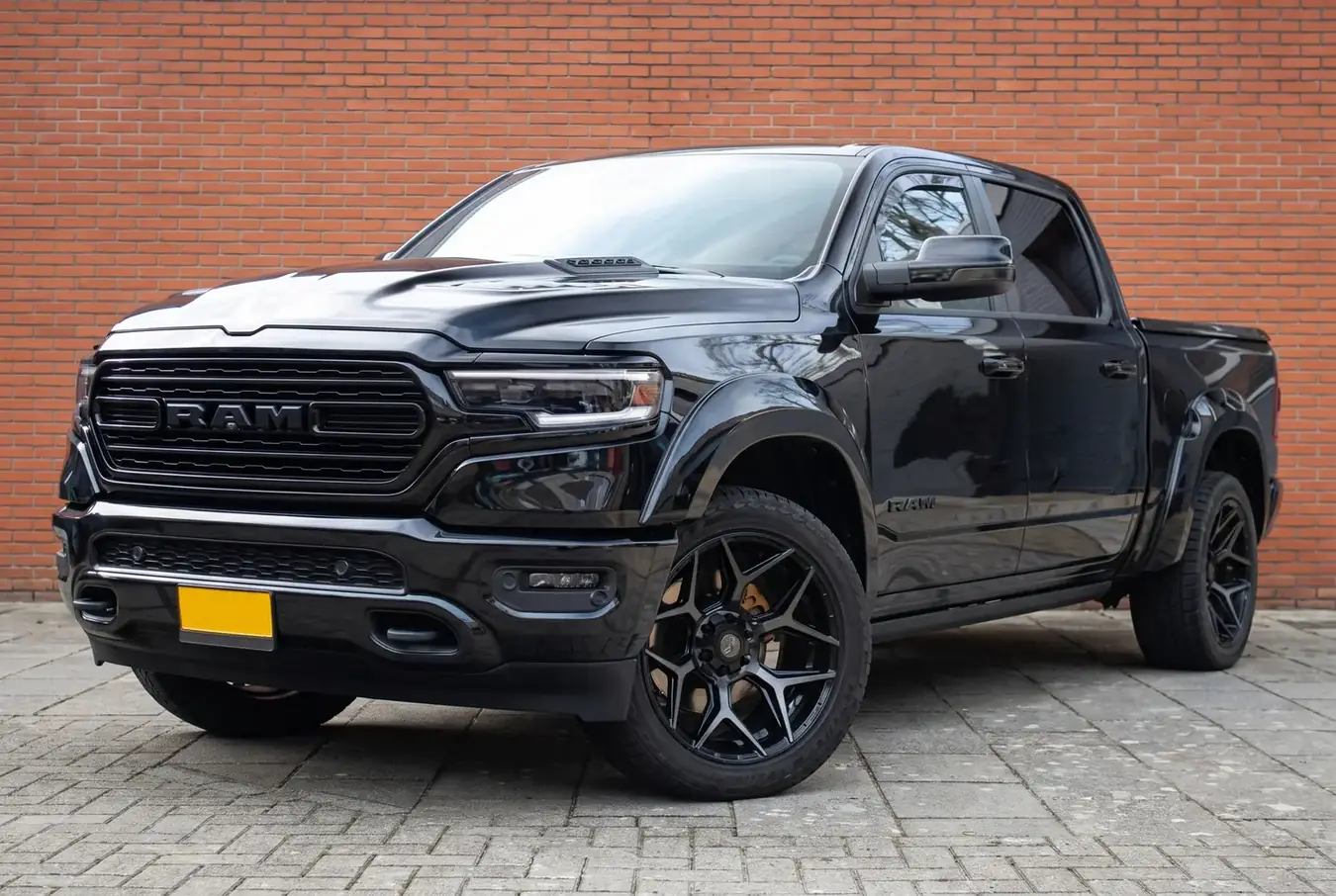 Dodge RAM 1500 5.7 V8 Limited Night Edition